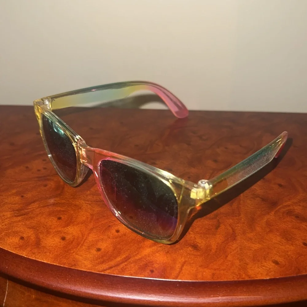 Girl’s Sunglasses